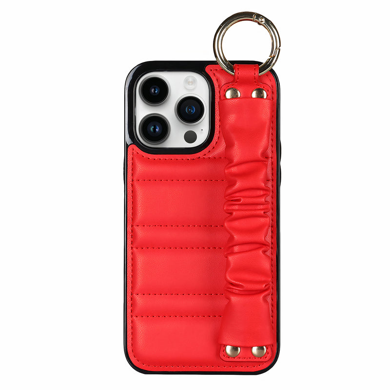 Étui iPhone de luxe en simili-cuir avec bracelet rembourré plissé anti-perte Coque iPhone Paprikase Rouge iPhone 14 Pro Max 